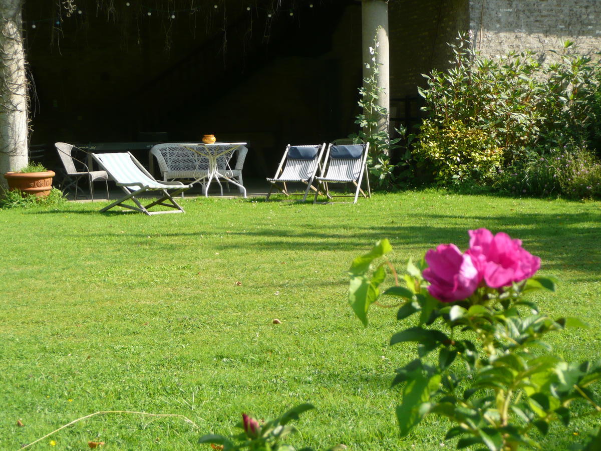 Manoir De Bois En Ardres Exterior foto
